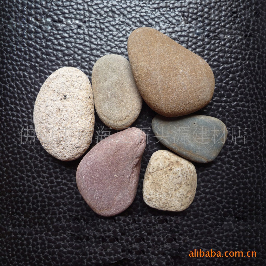 铺路专用天然扁平石头鹅卵石