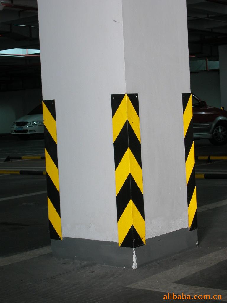 停车场护墙角橡胶直角护角墙角保护器防撞块高反光护墙角