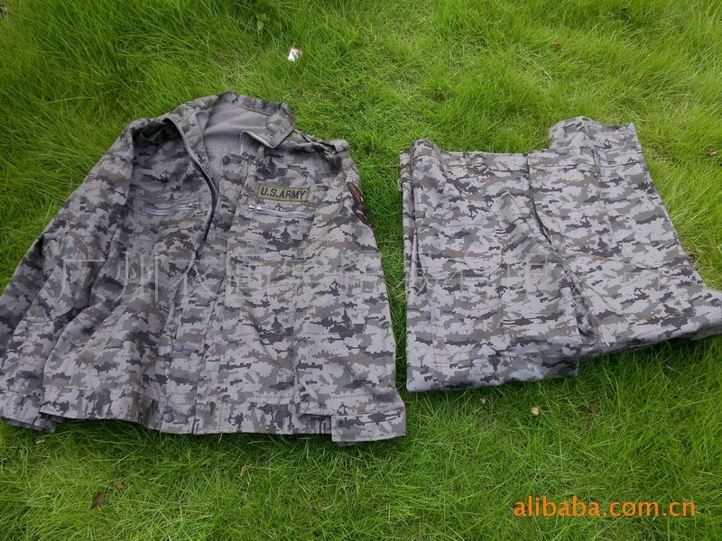 特价 美式雪地数码加厚耐磨 迷彩服套装 套装迷彩服
