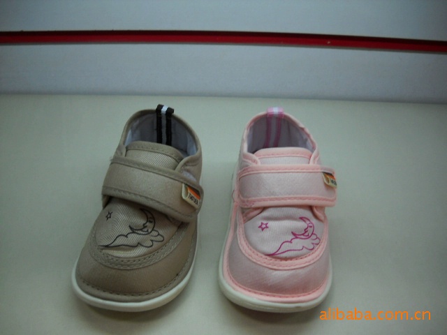 新款托米福儿童鞋125软底带响宝宝鞋13-18码