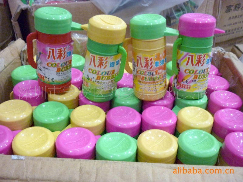 593八彩无毒泡泡水电动喜羊羊灯光音乐泡泡***玩具车