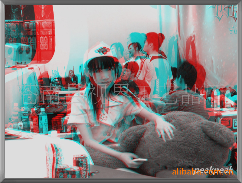 戴上视界3d眼镜,玩3d游戏,让你真正进入视觉冲击世界.