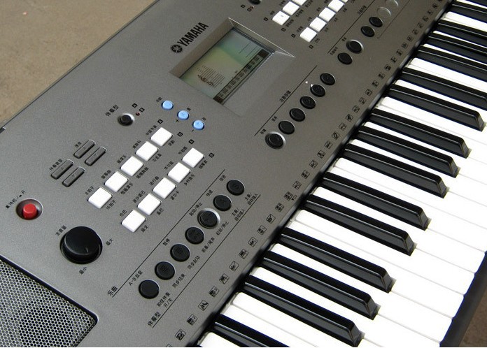 供应乐器.雅马哈kb-180电子琴