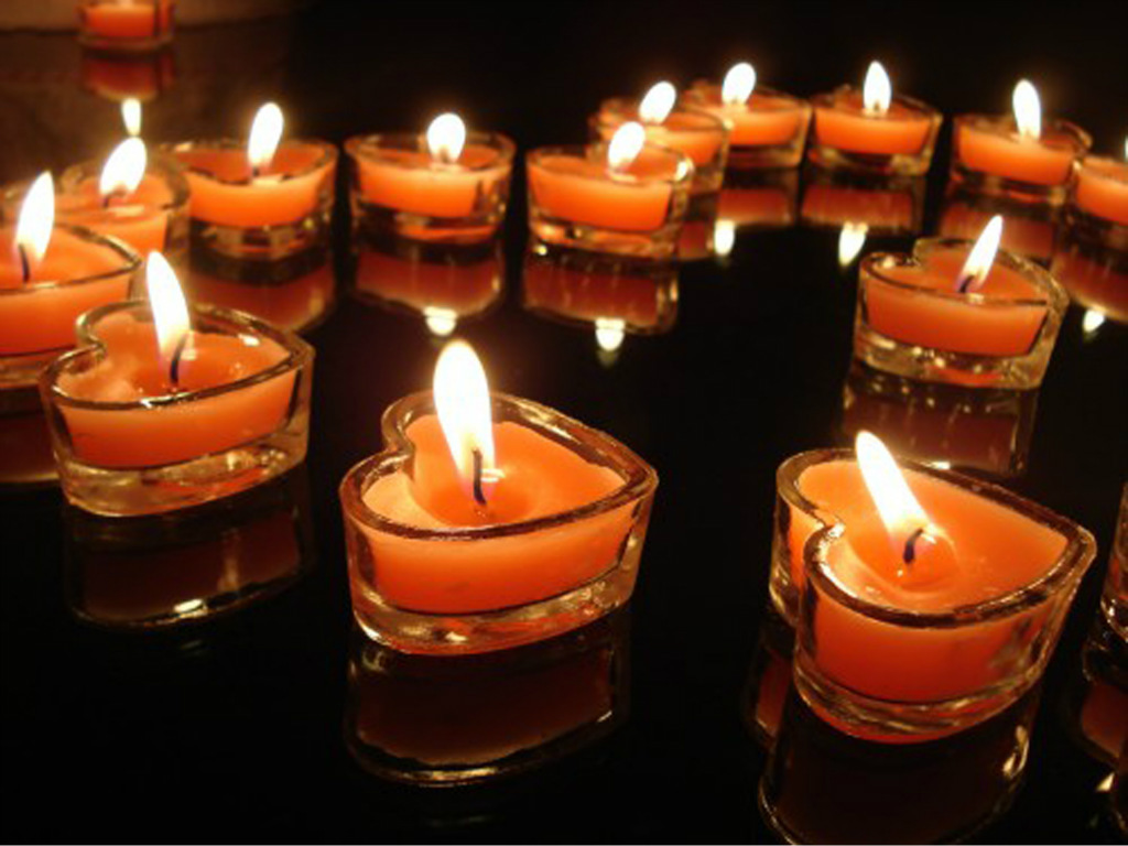 留做永远的纪念   如果蜡烛没用完的   也可以居家备用 !