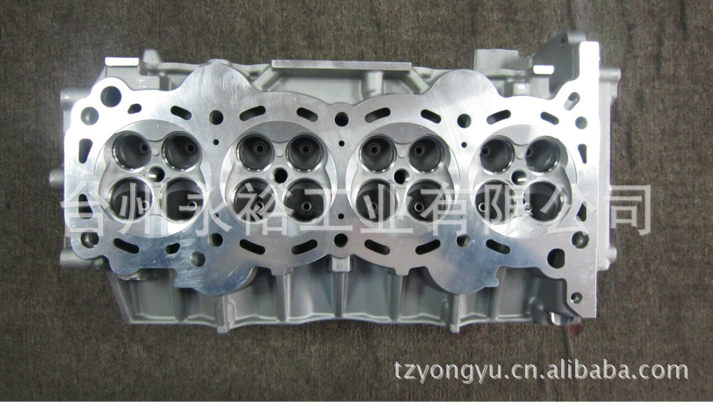 供應汽車缸蓋豐田1tr -fe cylinder head 發動機缸蓋