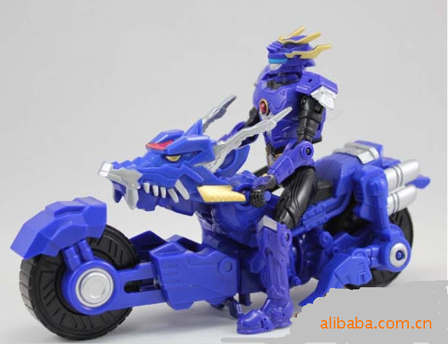 奥迪双钻儿童益智玩具超兽武装龙战闪驰组合573102