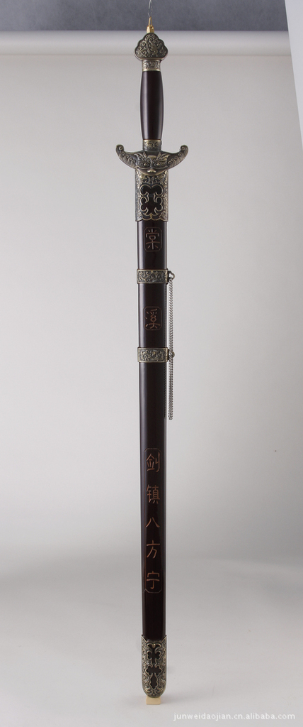 批发,零售优质镀金金钢剑 礼品工艺品收藏品 正气凌然 宝剑图片_11