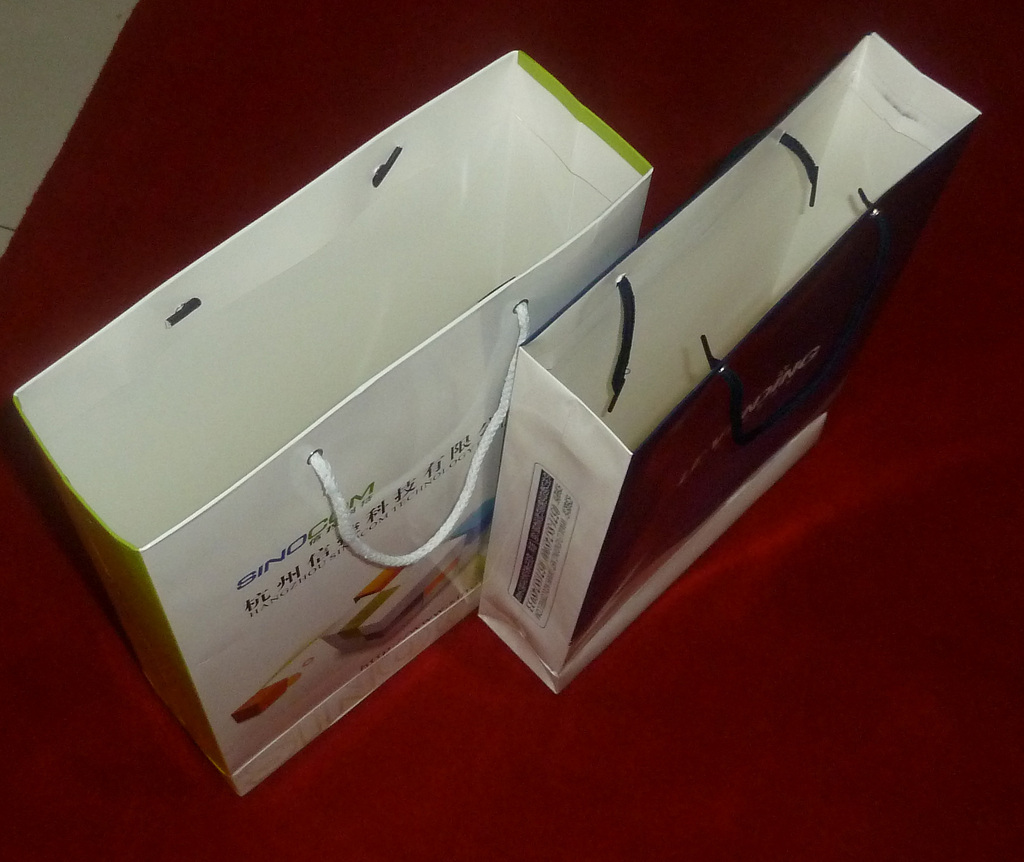 骑马钉,无线胶装或锁线胶装