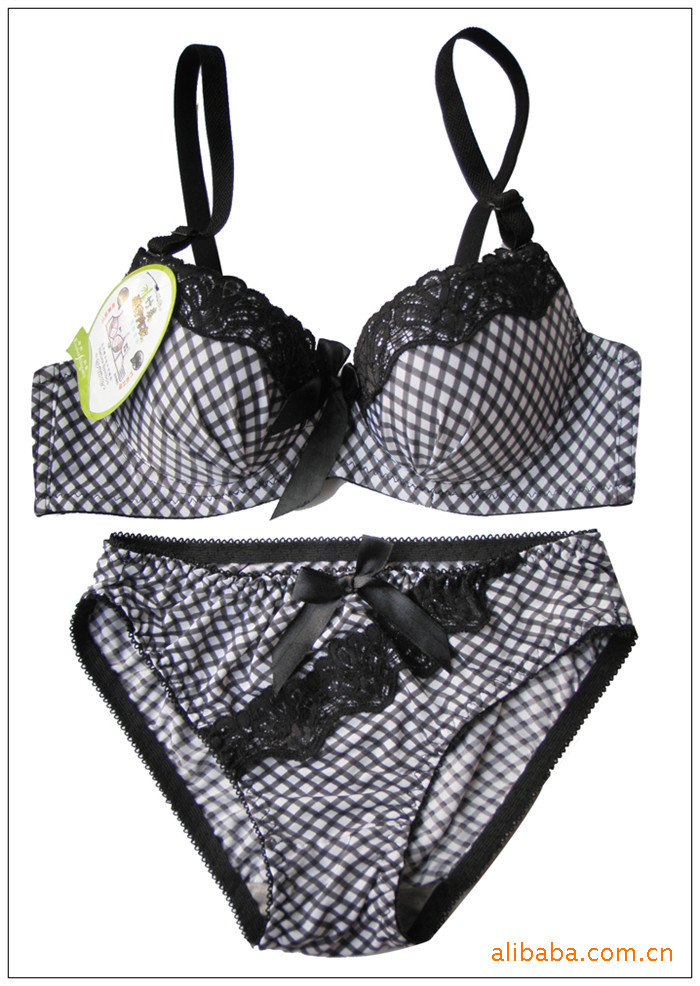 服装鞋帽箱包,钟表眼镜 内衣,家居服 文胸 惊爆特价竹炭网格少女文胸