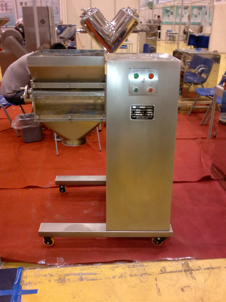 yk-160摇摆颗粒机 优质摇摆式颗粒机