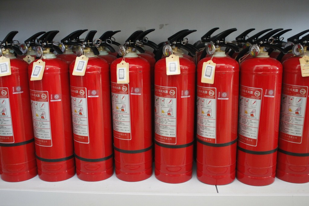 供应 消防器材 简易式干粉灭火器 金属灭火器 安全可靠