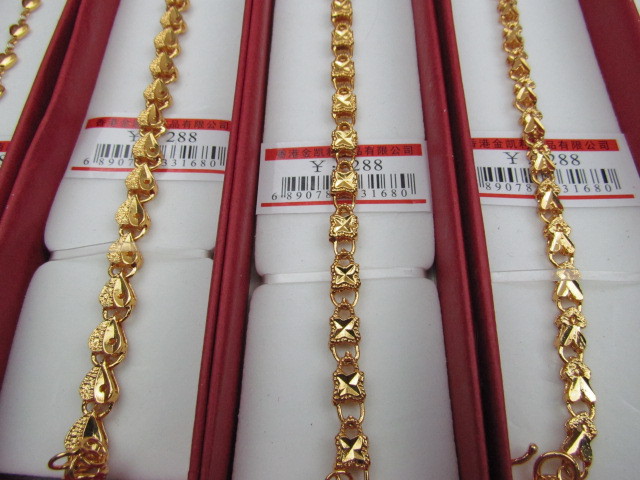 金凯利黄金手链 最新地摊饰品批发 跑江湖产品批发