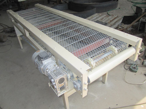 不锈钢网带输送机上网带输送带的选择