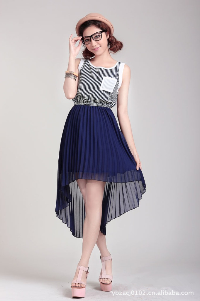 一件代发夏装条纹长裙前短后长不规则燕尾裙百褶裙连衣裙子女装