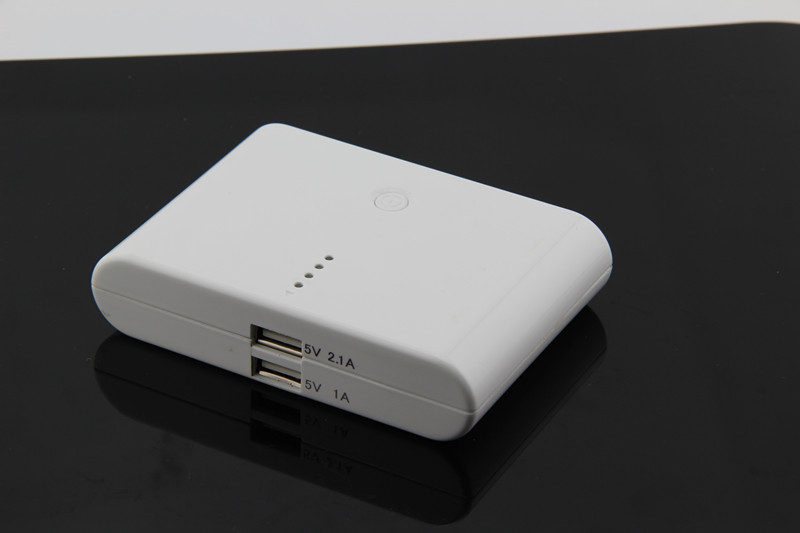 朗美奇超级移动电源产品实拍图