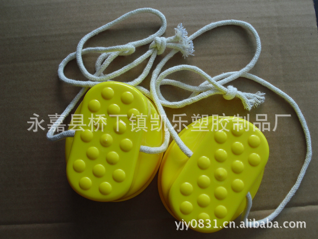 儿童游戏鞋高跷