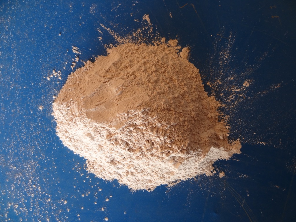 厂家生产一级白陶土粉3208000目