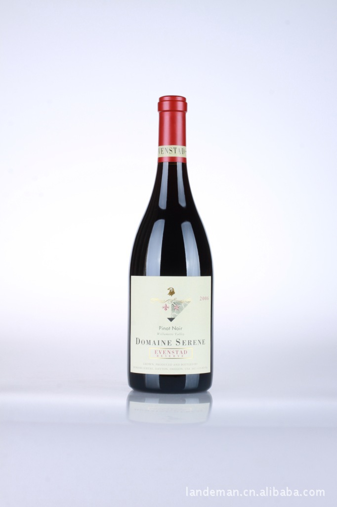 雄鹰庄园开瓶果香浓郁