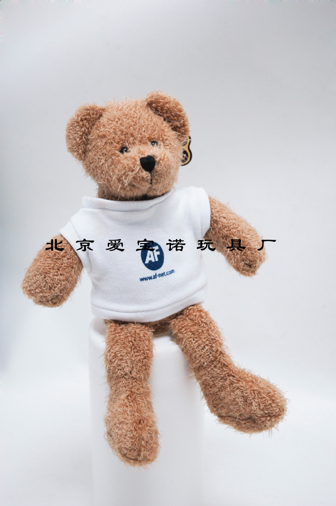 卡通服表演服,卡通靠垫抱枕被等毛绒玩具礼品,产品均采用环保填充物