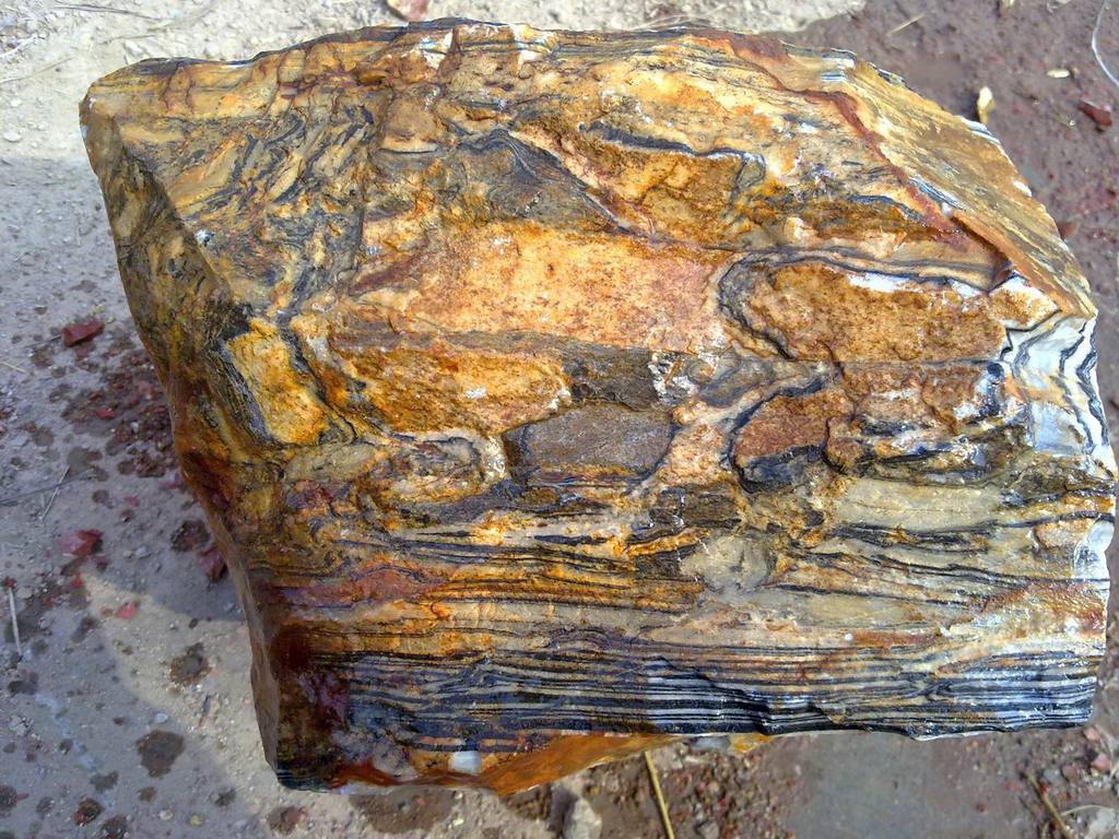 斑马红碧玉雪花玛瑙月光石蛋黄石树化玉根雕茶具收藏字画国画观赏