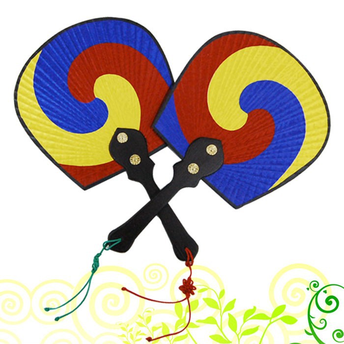 供应韩国民俗家居装饰扇子工艺品礼品 丝绸缎面莲花太极扇子 批发