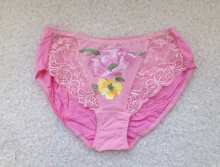 女士刺绣内裤 女士黛安芬刺绣内裤