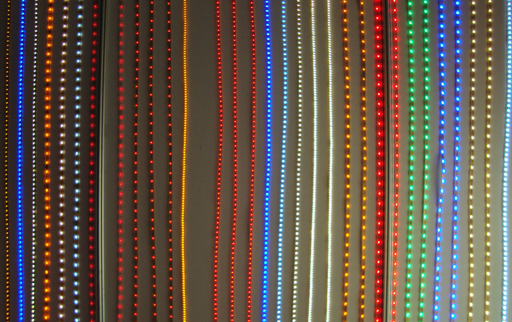 【厂家特供led软灯条】 装饰多彩 led灯带 5050贴片软灯条