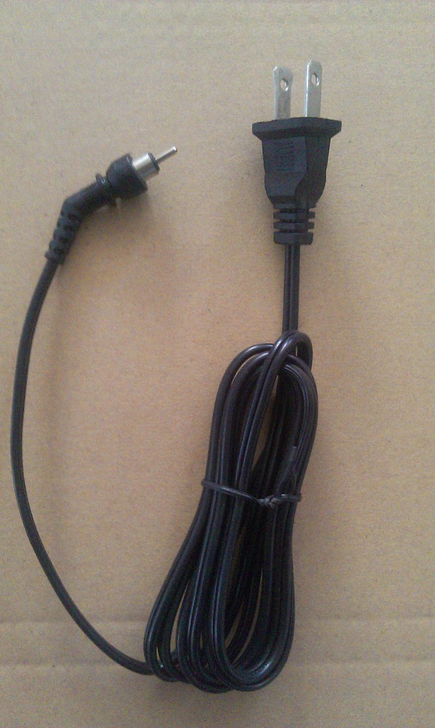 厂家直销美发器转尾插头旋转插头发梳插头电源线h05rr-f0.75平方