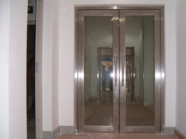 厂家推荐销售不锈钢玻璃防火门资料报告齐全