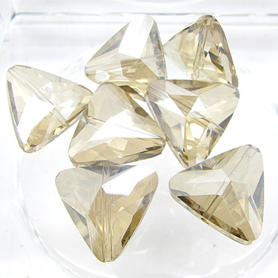 20mm 香槟色 直孔三角形水晶珠子 人造水晶