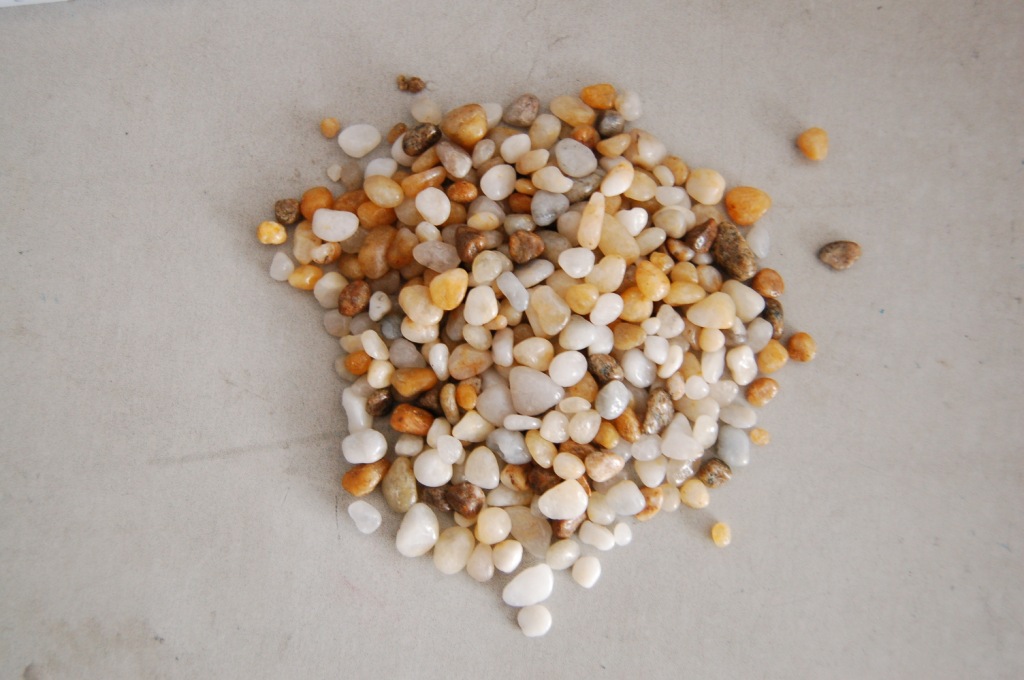 抛光黄彩晶天然鹅卵石抿石水磨石水洗石砾石