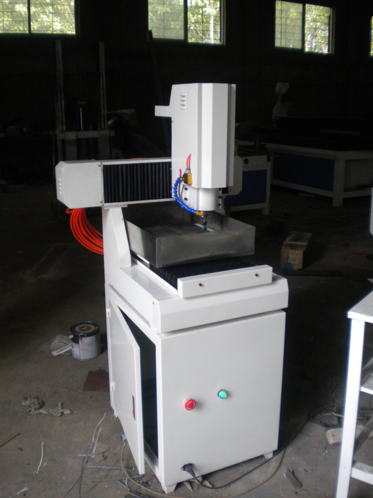 厂家直销 玉石雕刻机 精雕机 一次成型机