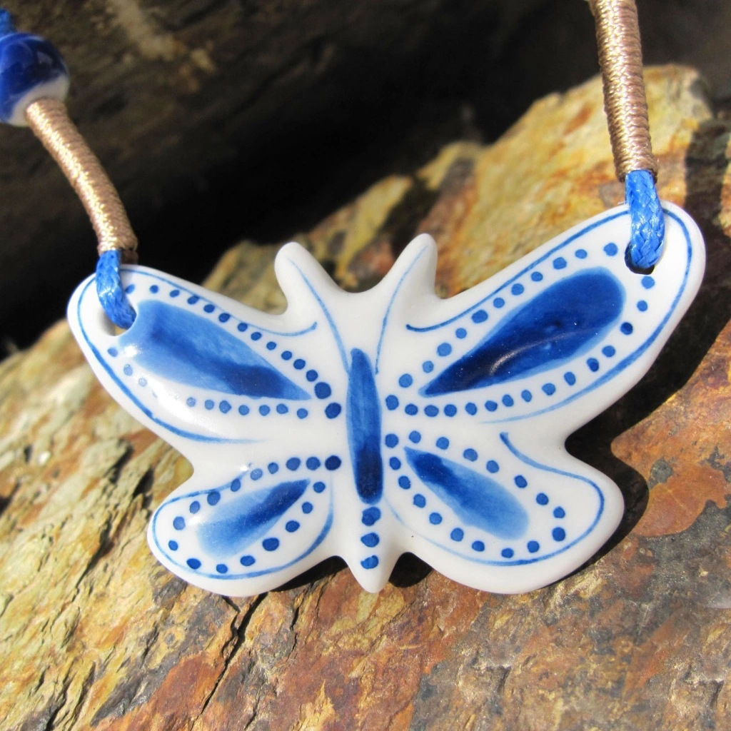 蝴蝶首饰项链 做坯图案编织均为手工化 青花 瓷魂独有 陶瓷吊坠