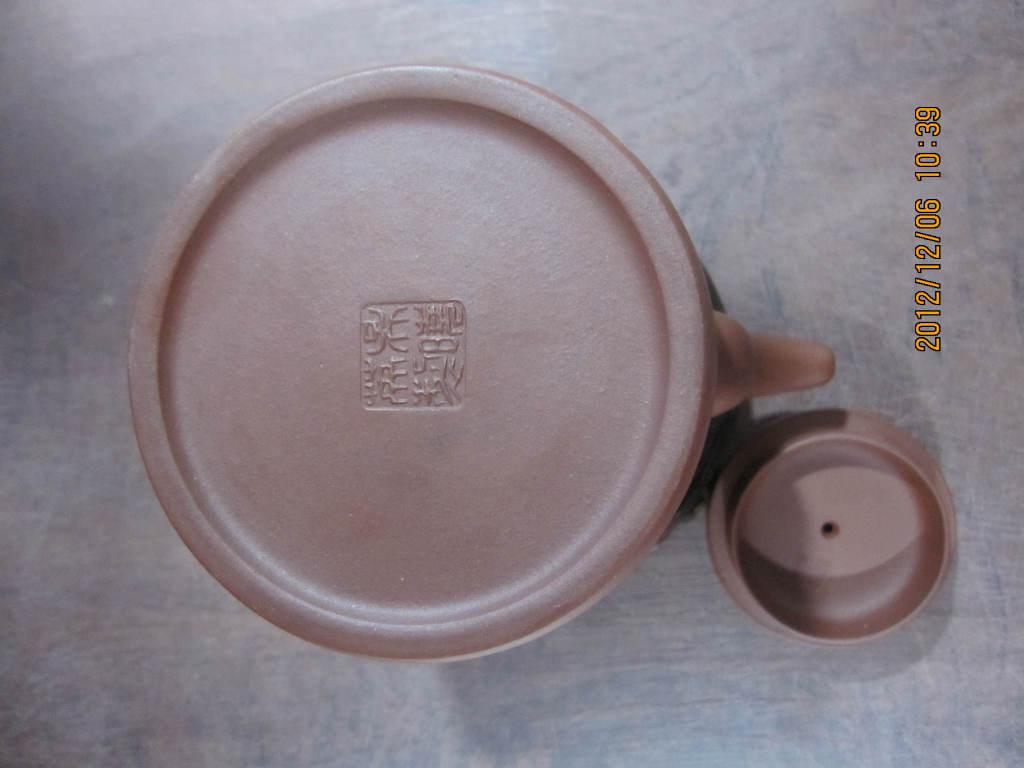 宜兴吴氏紫砂供应优质《洋桶壶》产品