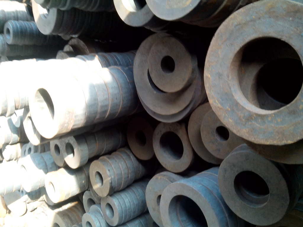 专业供应铁圆饼厂家制造