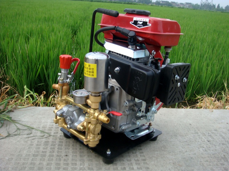 新式农用超高压机动喷雾器/打药机/汽油机动力农药机园林喷药机