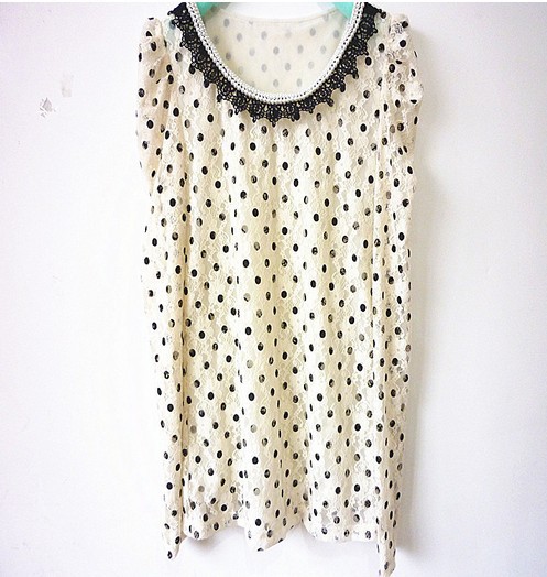 韩都衣舍圆领 珍珠弹力蕾丝衫新款小衫批发手工钉珠时装版打底