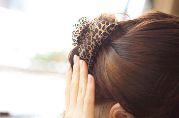 b074新款大号韩版时尚亚克力发抓豹纹发夹 抓夹头发固定爪子竖夹