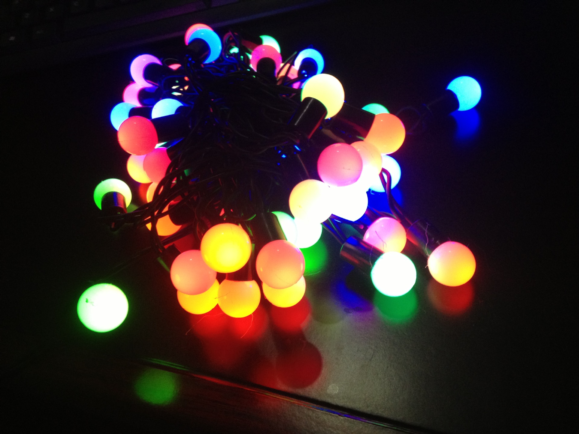 led七彩圆球灯串 led七彩圣诞灯串 led节日灯串 装饰灯串
