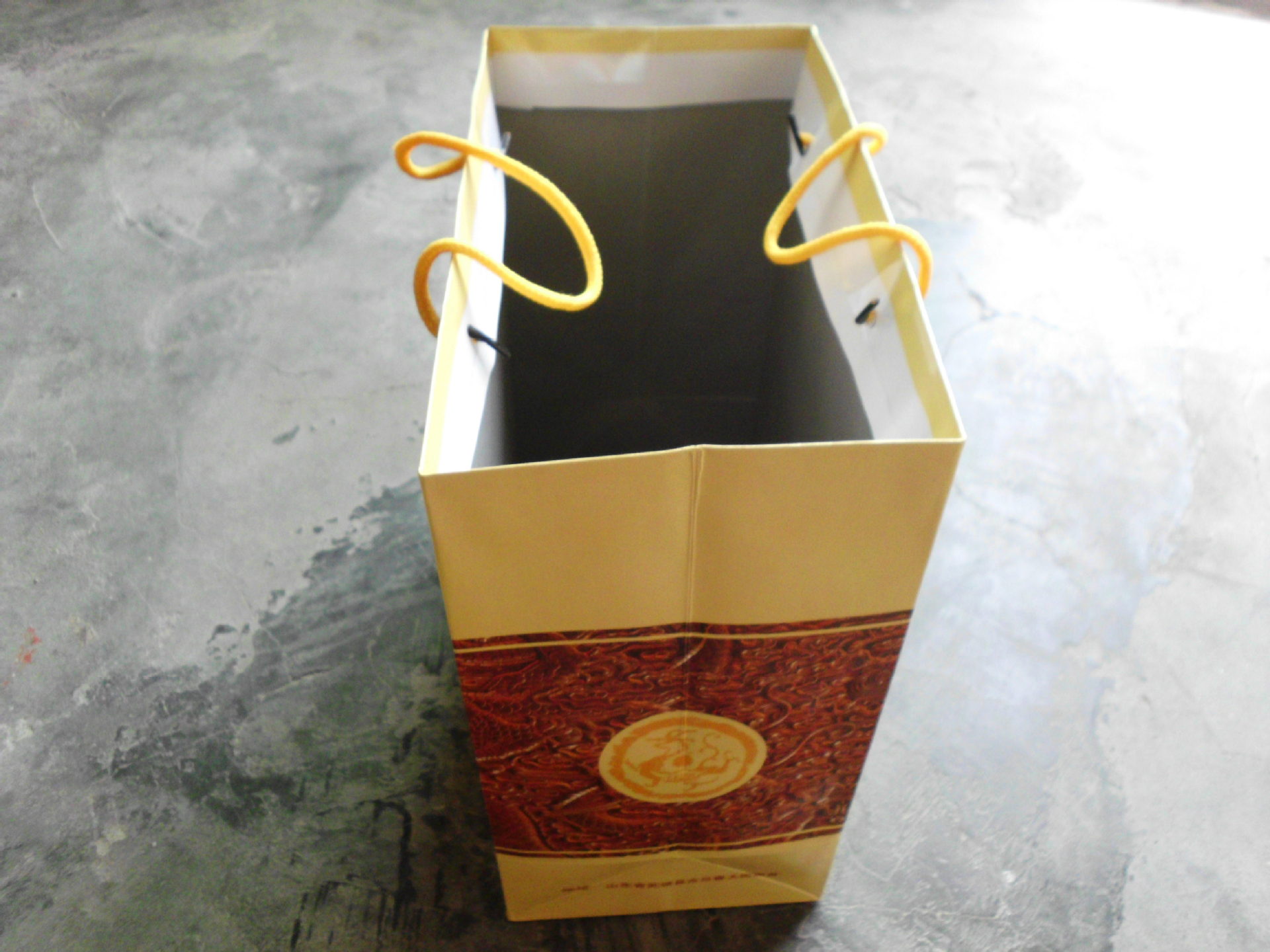 专业生厂白板纸手提袋定做批发销售