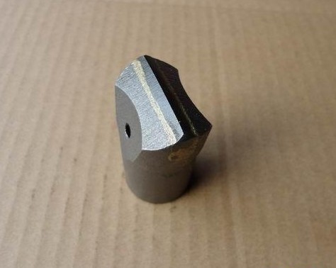 供应正宗一字型,马蹄型钎头