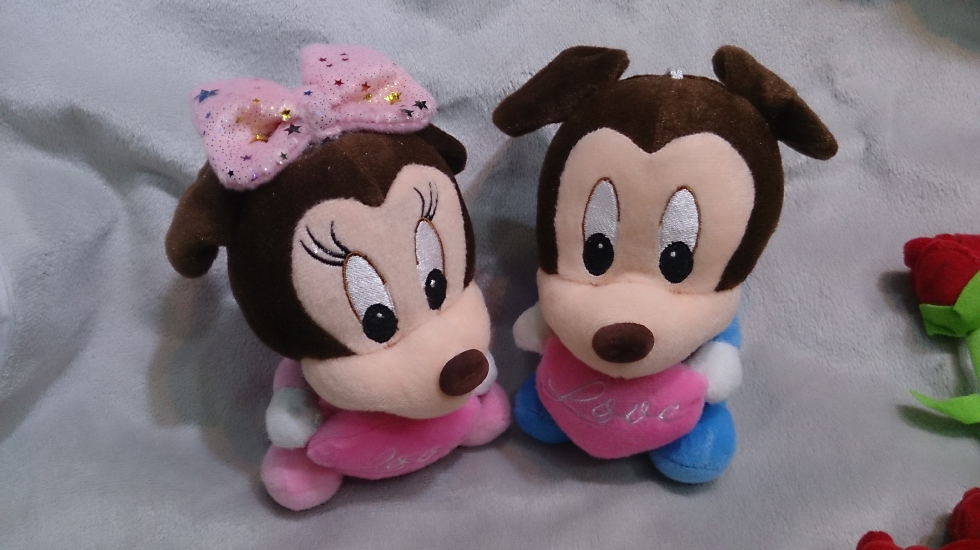 迪士尼毛绒玩具米老鼠情侣米奇米妮吸盘公仔