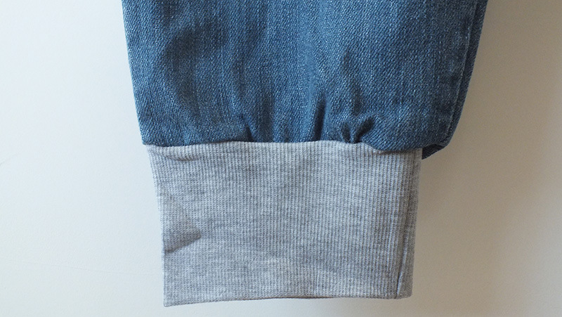 2013韩版女装潮流休闲裤松紧腰宽松牛仔裤批发后边颜色拼接款