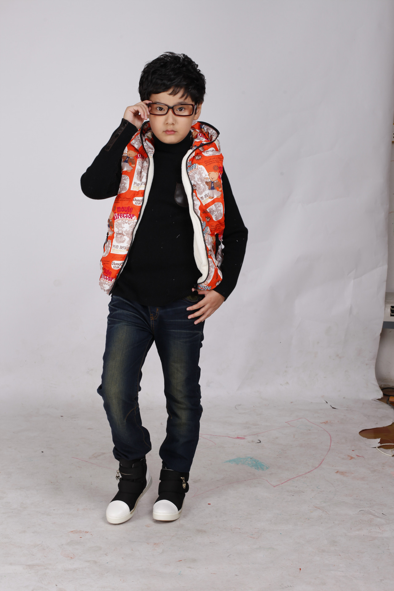 2013秋冬新款 男童全身印花面料小熊加厚加绒棉马甲 厂家批发