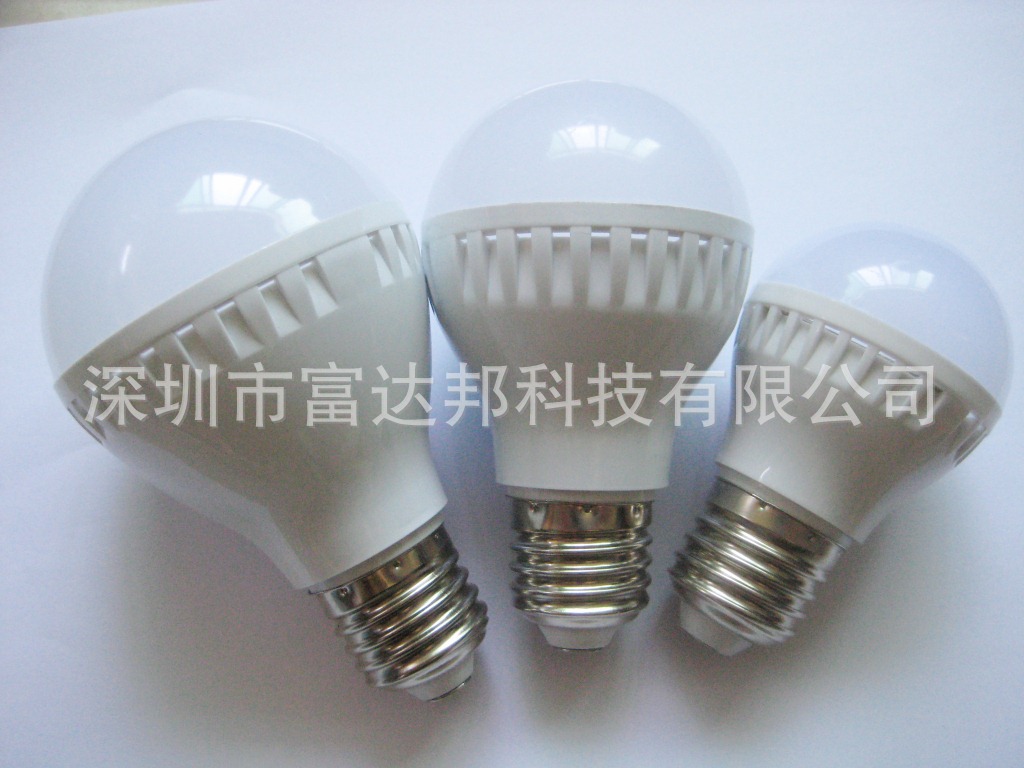 厂家供应 3W 5W 7W 9W 12W LED塑料球泡灯 3-12W LED球泡灯