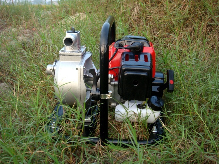 二冲程1寸汽油机手提高压水泵农用抽水机灌溉机排灌自吸园林水泵