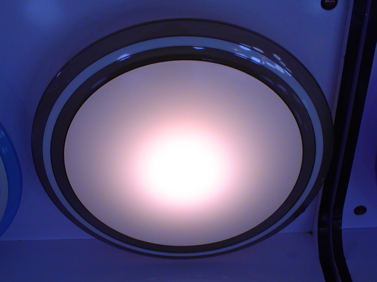 led 双色吸顶灯(可变换)