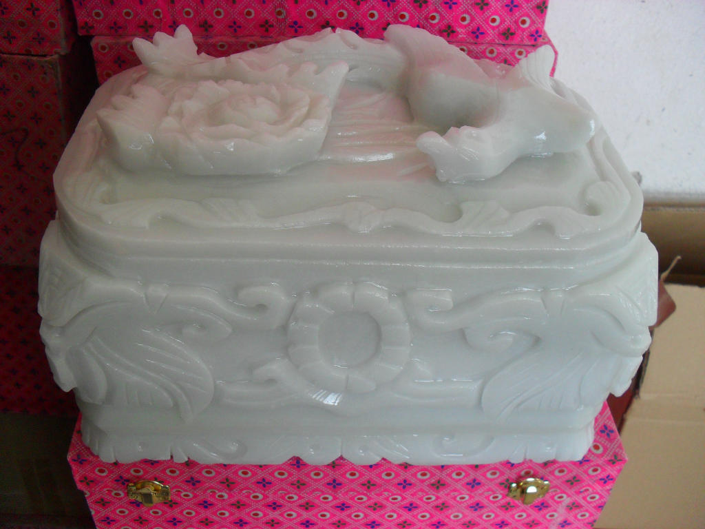 新款玉石骨灰盒 福地千秋