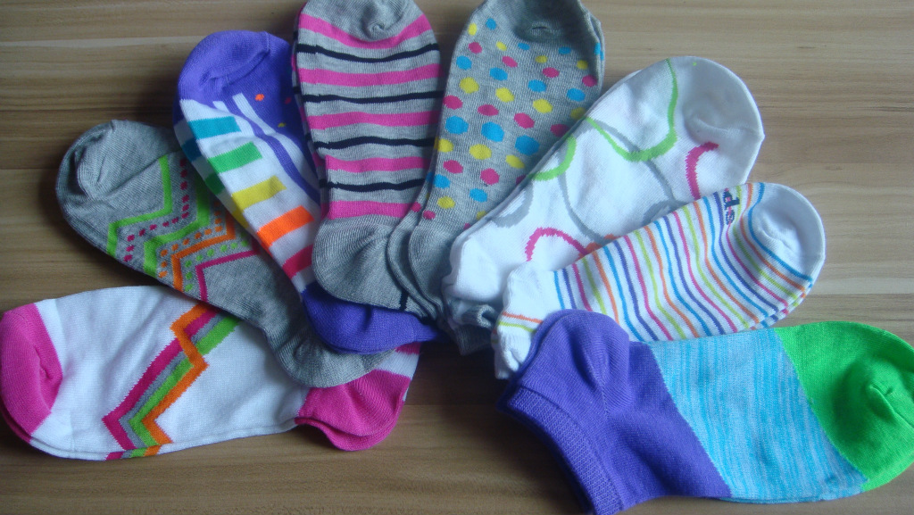 &nbsp; &nbsp; &nbsp; &nbsp; &nbsp; &nbsp; 此款袜子为女士大化纤袜