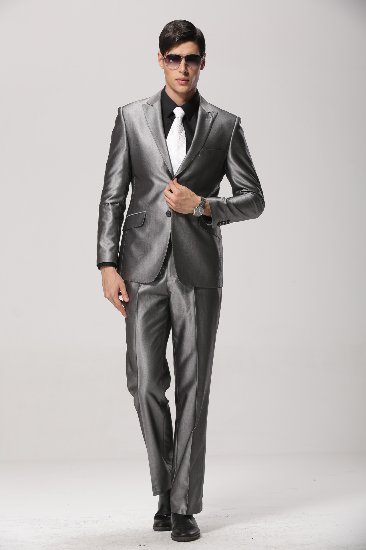 厂家意大利法尔师度供应高档修身收腰时尚欧版闪光面料男式西装